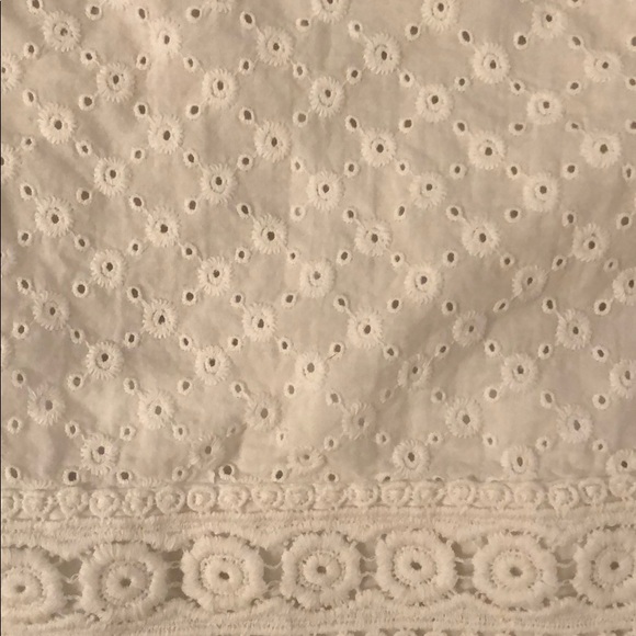 Cute white blouse - Picture 7 of 7